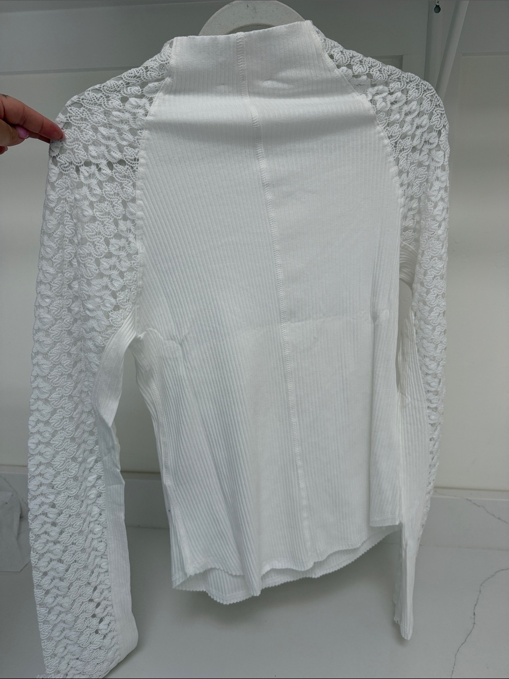 Aemi + Co White Knit Lace Sleeve Top - Picture 3 of 5